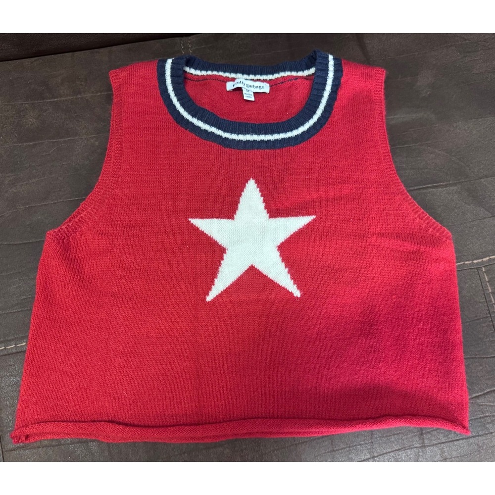 Pretty Garbage Star Graphic Knit Crop Top‎ Navy Trim Red Sleeveless